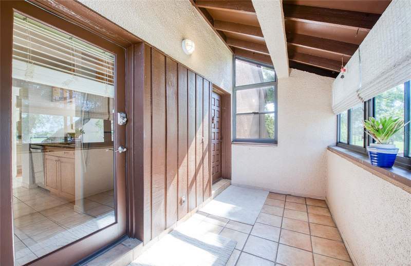 3 bedroom Townhouse at 6305 Pelican Creek Crossing #D, Pelican Creek Village Condo, St Petersburg — photo 4