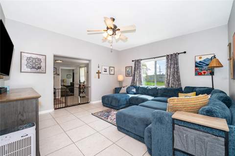 1624 Hollis Drive, Orlando FL - photo 11 of 24