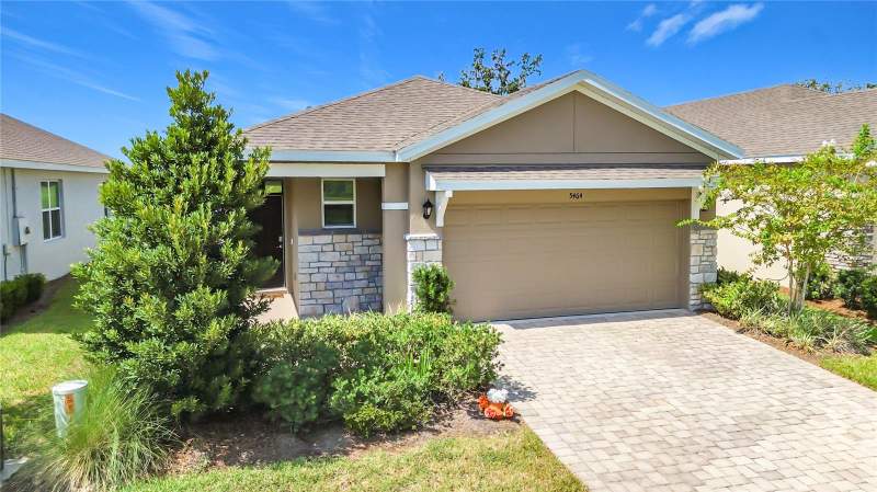 3 bedroom Single Family Residence at 5464 NW 46th Lane Road, Ocala Preserve Ph 13, Ocala — photo 2