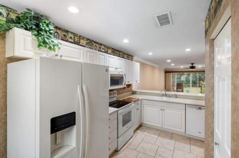 19310 Water Oak Drive #103, Port Charlotte FL - photo 18 of 45