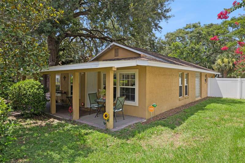 3 bedroom Single Family Residence at 2109 E Grant Avenue, Cloverdale Sub, Orlando — photo 2