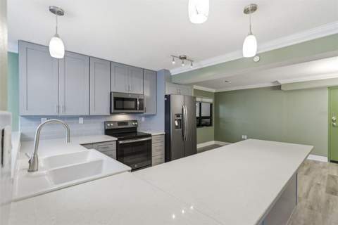 2413 Bayshore Boulevard #1004, Tampa FL - photo 16 of 50