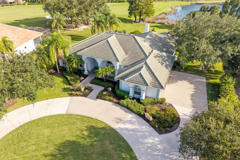 4 bedroom Single Family Residence at 3321 Charles Macdonald Drive, Laurel Oak Estates Sec 01, Sarasota — photo 2