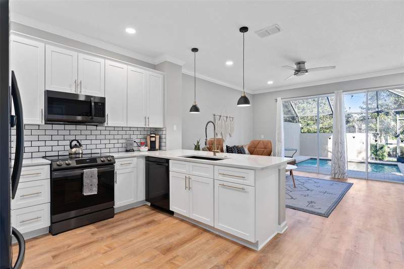 3 bedroom Townhouse at 7667 Otterspool Street, Windsor Hills Ph 2, Kissimmee — photo 5