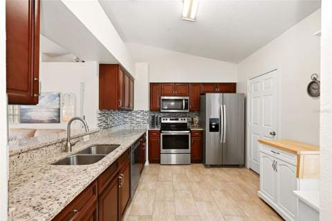 10618 Lake Ralph Drive, Clermont FL - photo 9 of 24