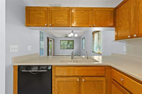 4534 Slippery Rock Road, New Port Richey FL - photo 10 of 31