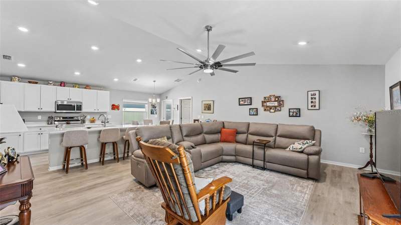 3 bedroom Single Family Residence at 3304 Costello Circle, Villamar Ph 4, Winter Haven — photo 3
