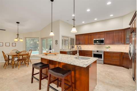 2715 Country Woods Lane, Palm Harbor FL - photo 15 of 54