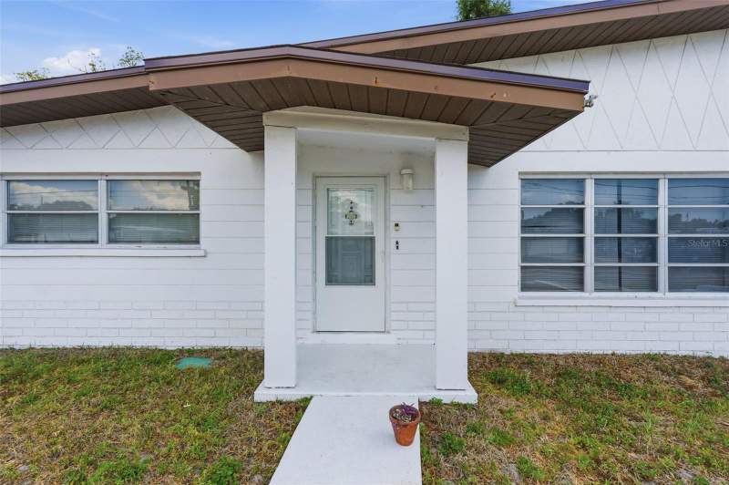 4 bedroom Single Family Residence at 11830 86th Avenue, Ridgewood Estates, Seminole — photo 2