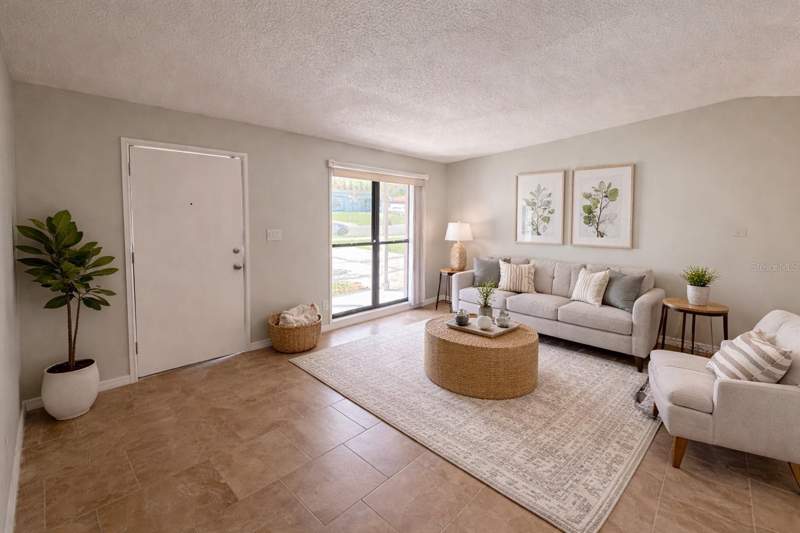 3 bedroom Single Family Residence at 3823 PINE RIDGE ROAD, PINE RIDGE ESTATES, ORLANDO — photo 4