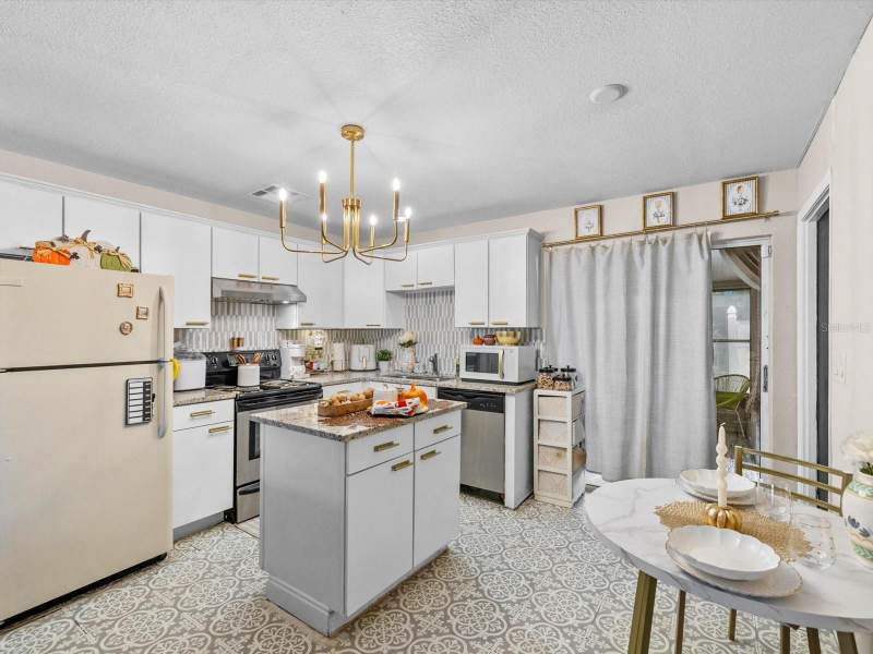 2 bedroom Single Family Residence at 3220 Lenwood Drive, Venice Estates Sub, New Port Richey — photo 5