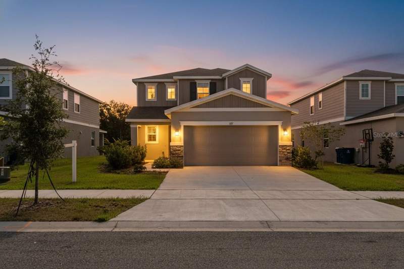 4 bedroom Single Family Residence at 821 Blue Creek Drive, Seasons/Frst Crk, Haines City — photo 2