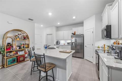 2541 Bending Bonsai Drive, Wesley Chapel FL - photo 6 of 35