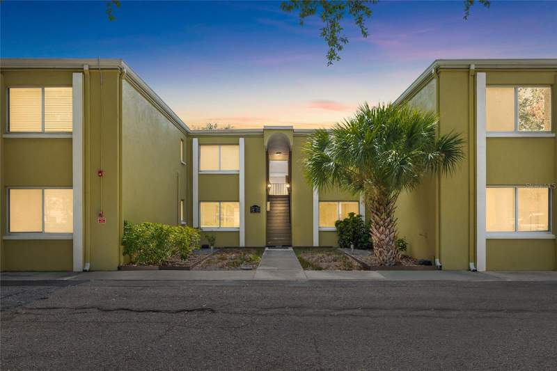 Palma Ceia Gardens Condo