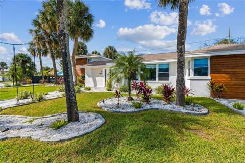 760 Bohenia Circle, Clearwater Beach FL - photo 8 of 91
