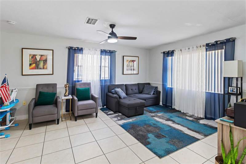 2 bedroom Townhouse at 211 Dawn Court, Emerald Garden At Bvl, Kissimmee — photo 5