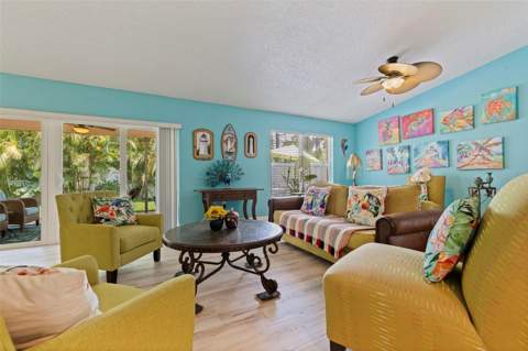 201 58th Avenue, St Petersburg FL - photo 7 of 46