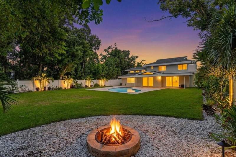 3 bedroom Single Family Residence at 1709 Anastasia Way, Lakewood Estates Sec B, St Petersburg — photo 3