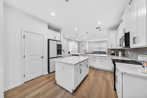 11404 Sunsail Avenue, Orlando FL - photo 6 of 40