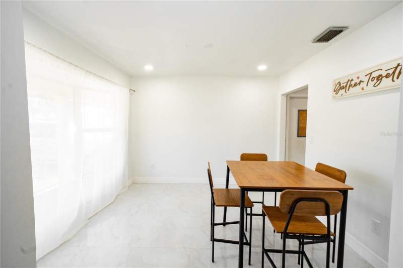3 bedroom Single Family Residence at 8413 Millwood Drive, Bay Crest Park Unit 10 B, Tampa — photo 3