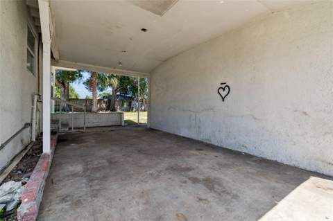 1611 E Shell Point Road, Ruskin FL - photo 10 of 62