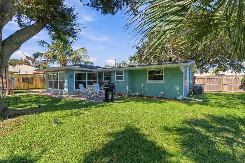 2 bedroom Single Family Residence at 945 Horizon Road, South Venice, Venice — photo 4