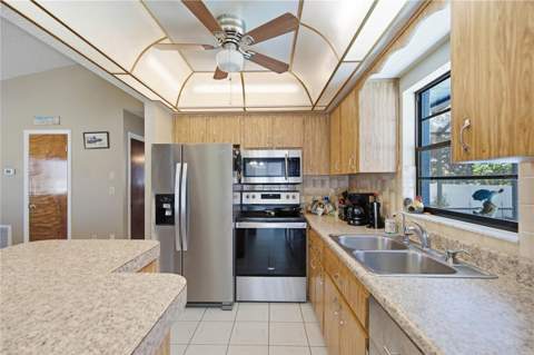 11423 Linden Drive, Spring Hill FL - photo 9 of 26
