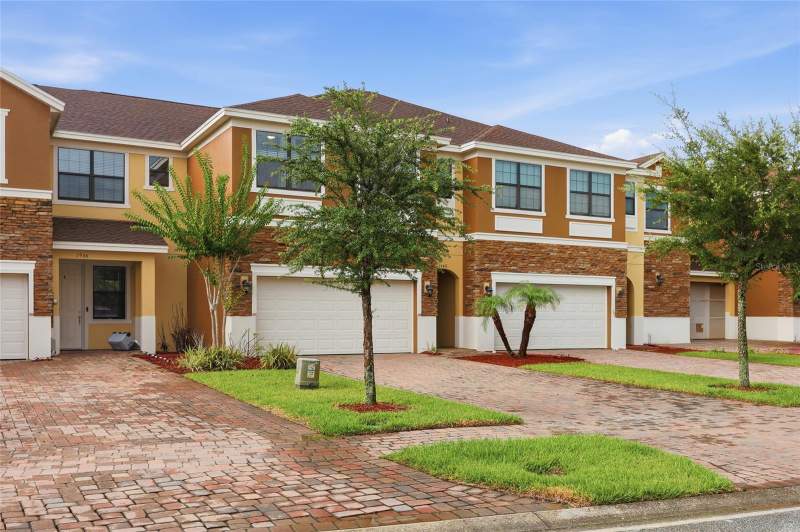 4 bedroom Townhouse at 1940 Portofino Meadows Boulevard, Portofino Meadows, Orlando — photo 2