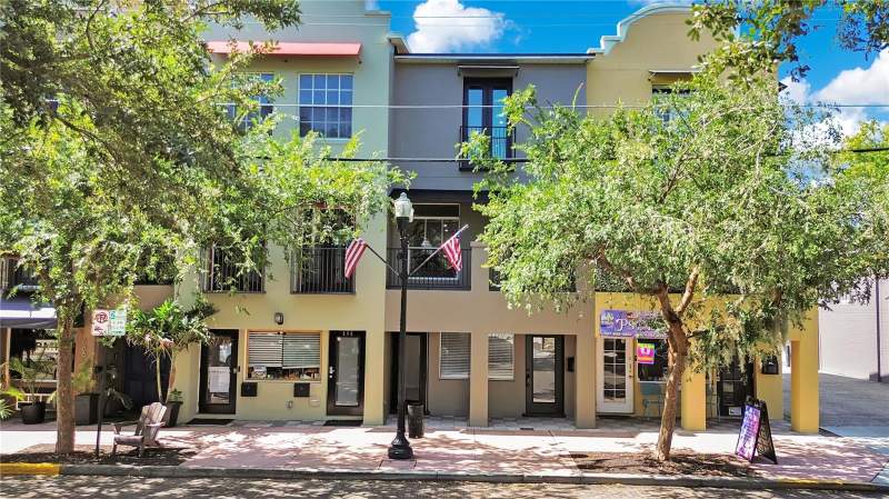 3 bedroom Townhouse at 828 E WASHINGTON STREET, THORNTON PLACE TWNHMS, ORLANDO — photo 1