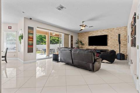 12955 Moss Park Ridge Drive, Orlando FL - photo 10 of 43