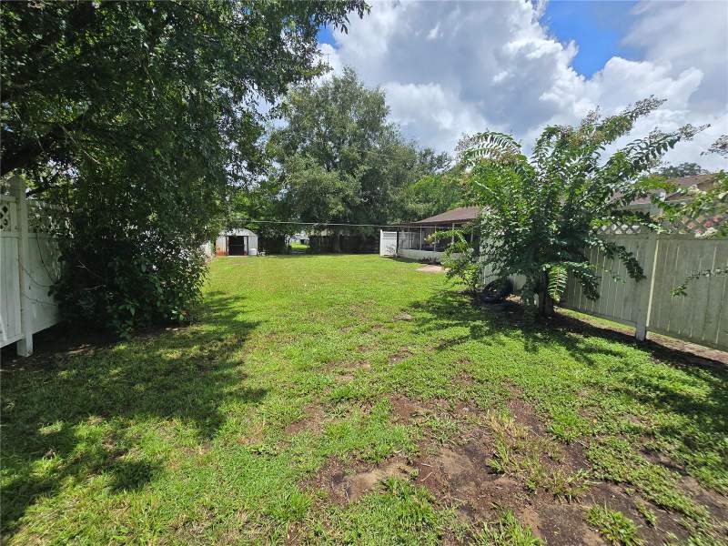2 bedroom Single Family Residence at 5521 NE 4th Place, Ocala Heights, Ocala — photo 5