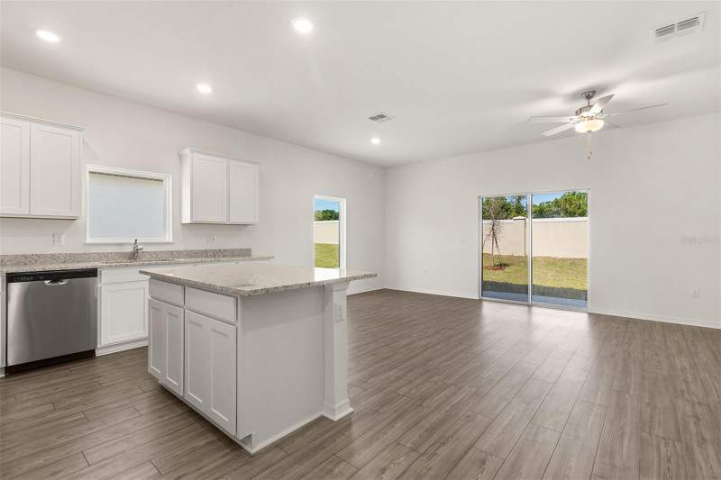 3 bedroom Single Family Residence at 1629 Nantucket Way, Peach Crossings, Winter Haven — photo 3