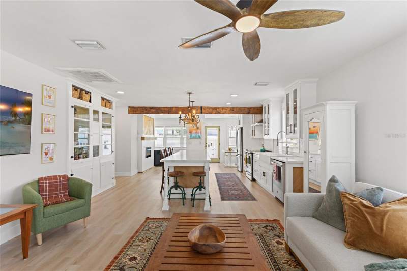 3 bedroom Single Family Residence at 106 W Minnehaha Street, Hiawatha Highlands, Tampa — photo 3