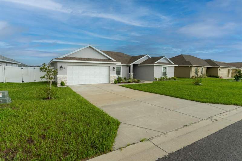 4 bedroom Single Family Residence at 5050 SW 91st Place, Oaks/Ocala Xings South Ph Two, Ocala — photo 2