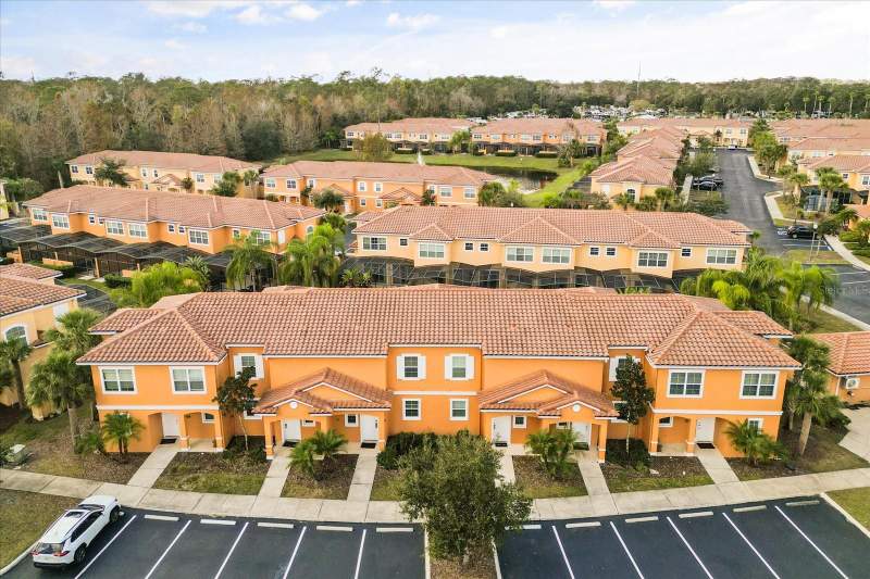 2 bedroom Townhouse at 2630 CORVETTE LANE, REGAL OAKS AT OLD TOWN, KISSIMMEE — photo 1