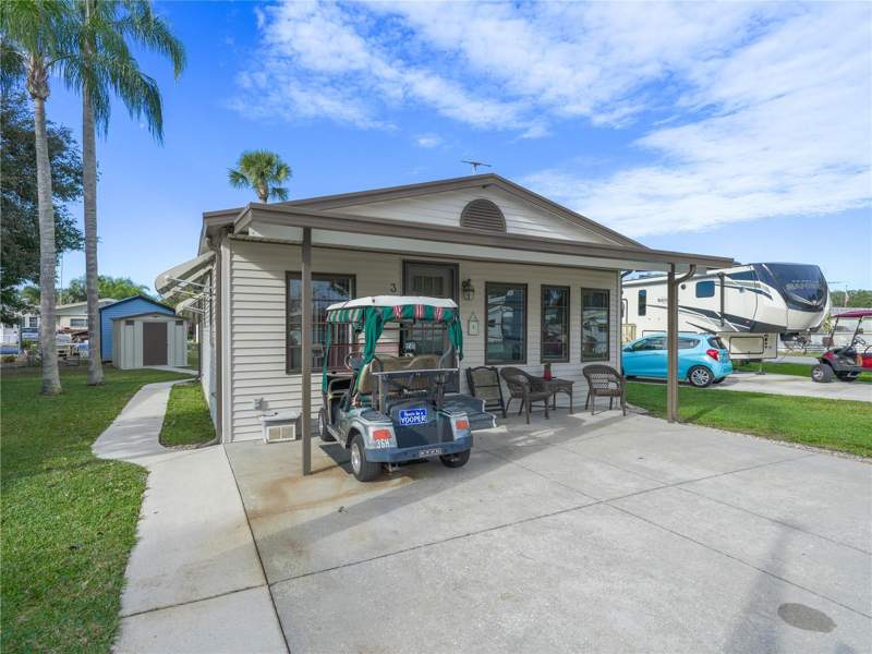 2 bedroom Manufactured Home at 3 Grayhackle Street, Saddlebag Lake, Lake Wales — photo 3