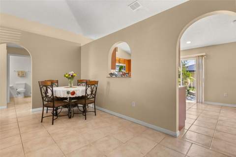 374 Colonade Court, Kissimmee FL - photo 8 of 36