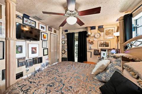 7051 Washington Street, New Port Richey FL - photo 16 of 55