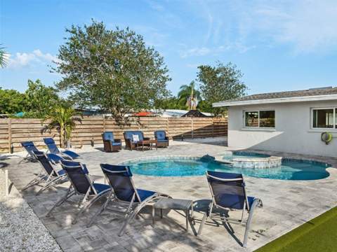 5218 6th Ave Drive, Bradenton FL - photo 6 of 32