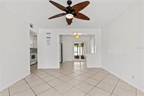 5923 Yorkshire Road, Tampa FL - photo 7 of 47