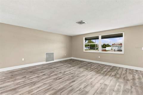 10734 Leeds Road, Port Richey FL - photo 17 of 38