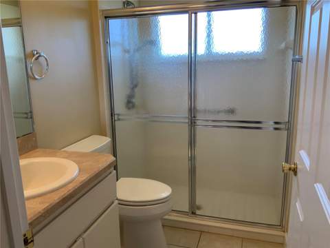 5475 Bounty Circle, Tavares FL - photo 17 of 33