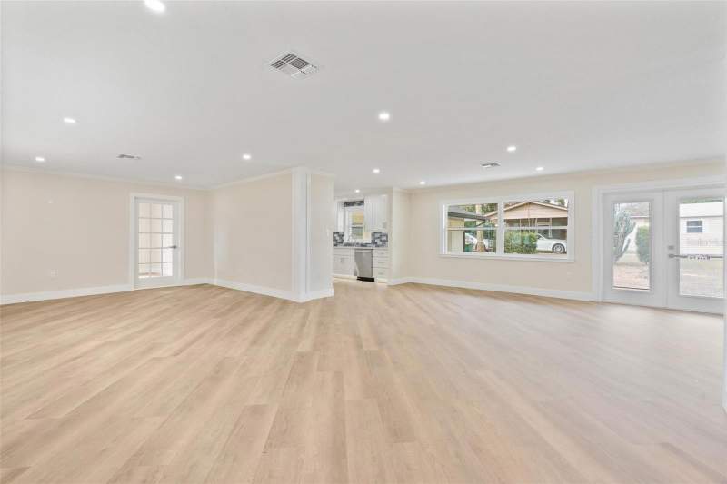 3 bedroom Single Family Residence at 1310 E CROOKED LAKE DRIVE, EUSTIS HANNUM HEIGHTS, EUSTIS — photo 5