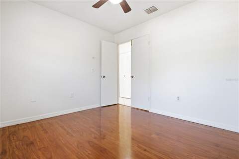 2909 Fig Court, Palm Harbor FL - photo 19 of 44