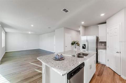 5252 Sanders Oak Trail, St Cloud FL - photo 15 of 42