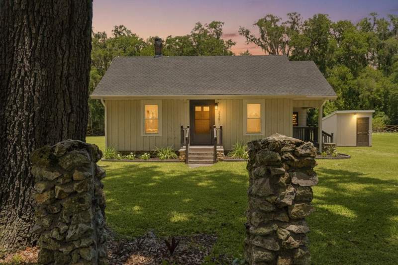 2 bedroom Single Family Residence at 13281 SE 122nd Place, Original School House Lt, Ocklawaha — photo 2