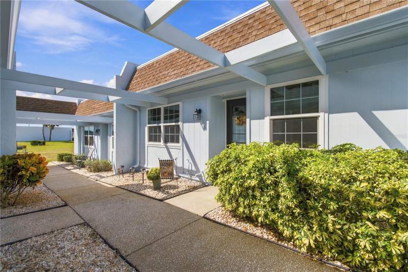 Timber Oaks Fairway Villas Condos for Sale in Port Richey, FL