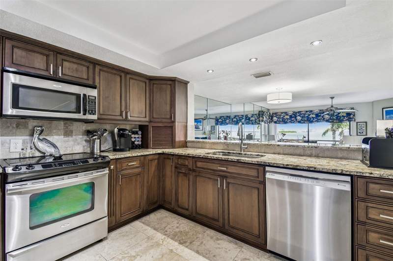 3 bedroom Condominium at 127 1ST STREET #103, VILLAGE AT TIERRA VERDE CONDO, TIERRA VERDE — photo 5