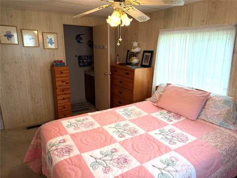 7476 Dearborn Avenue, Brooksville FL - photo 15 of 33