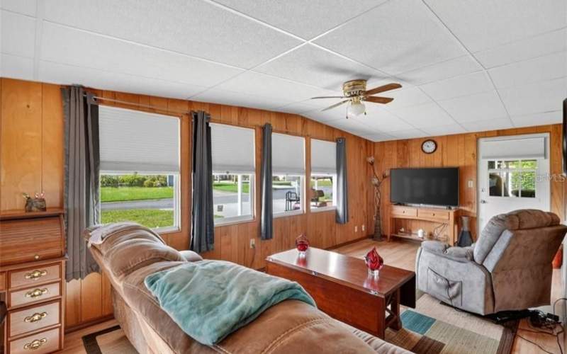 2 bedroom Mobile Home at 11905 Linda Avenue, Imperial Mobile Terrace, Tavares — photo 5